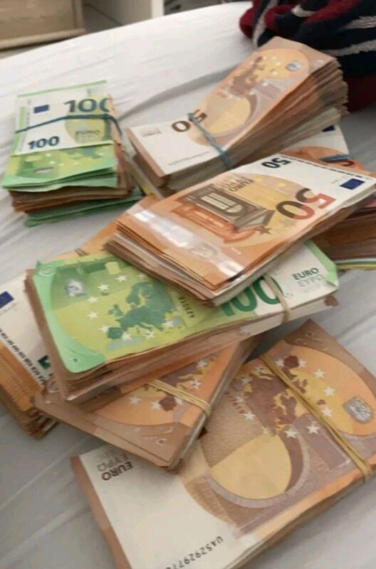 Buy counterfeit money that looks real